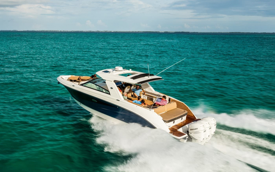 Sea Ray SLX 400 OB фото 1.2