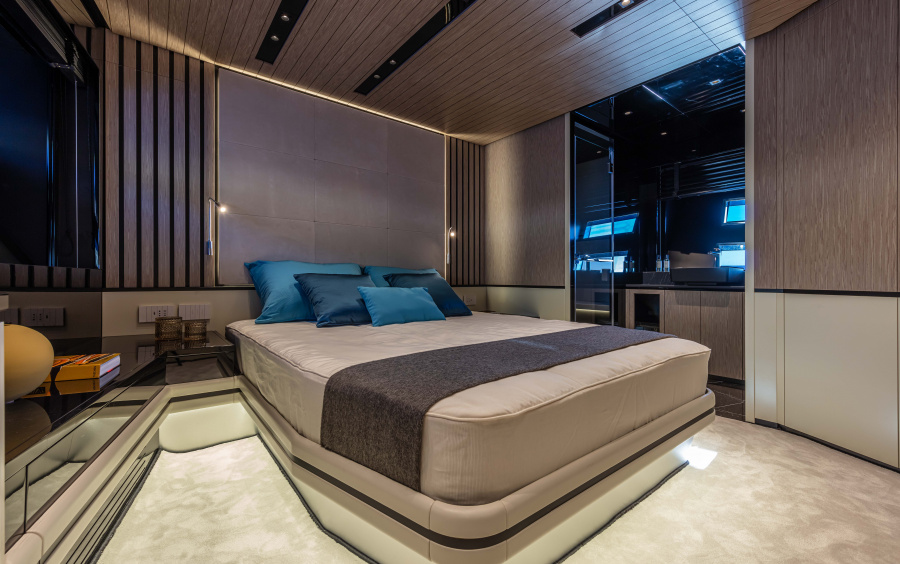 Arcadia Yachts Sherpa 80 фото 1.10