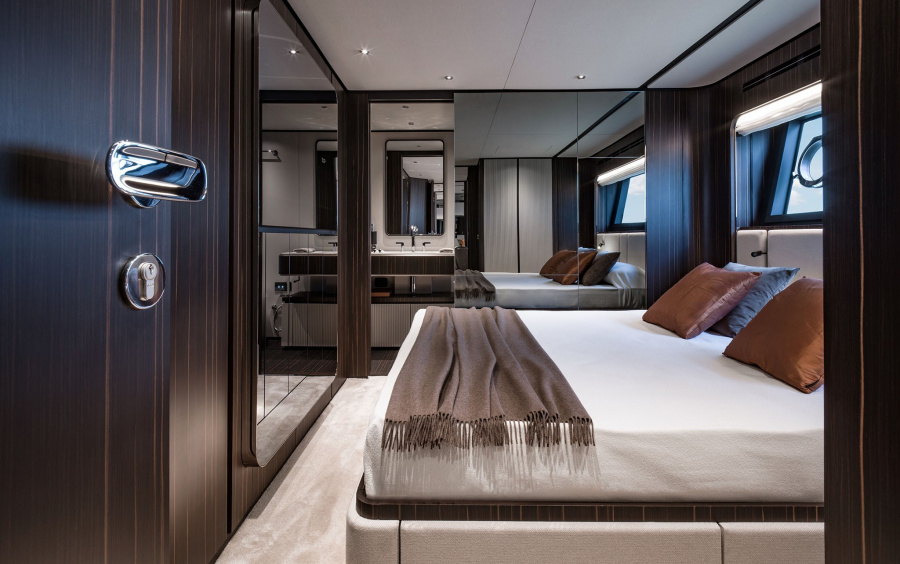 Ferretti Yachts 940 фото 2.20