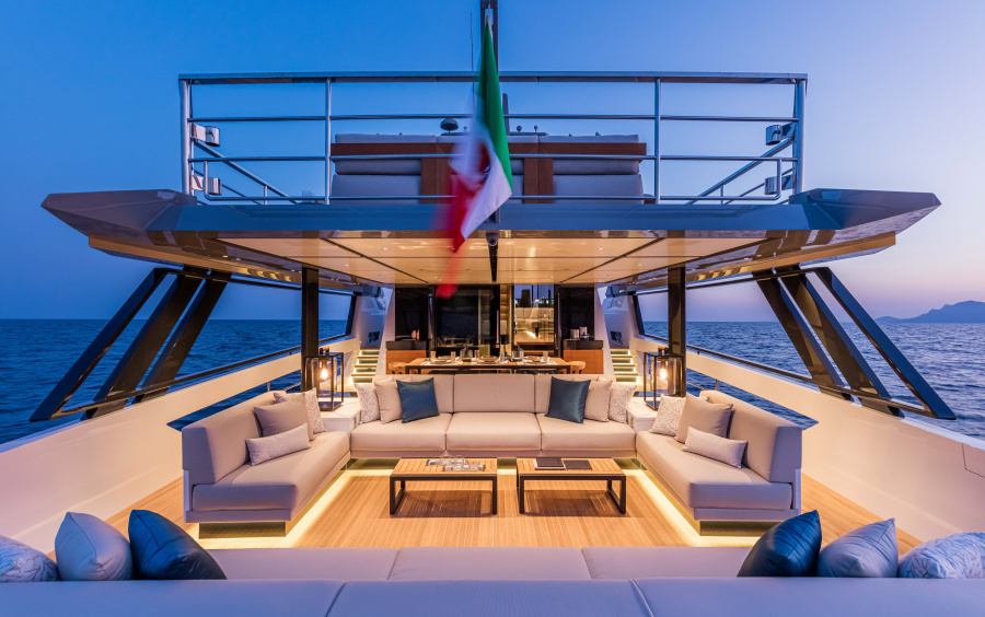 Arcadia Yachts Sherpa 80 фото 1.7