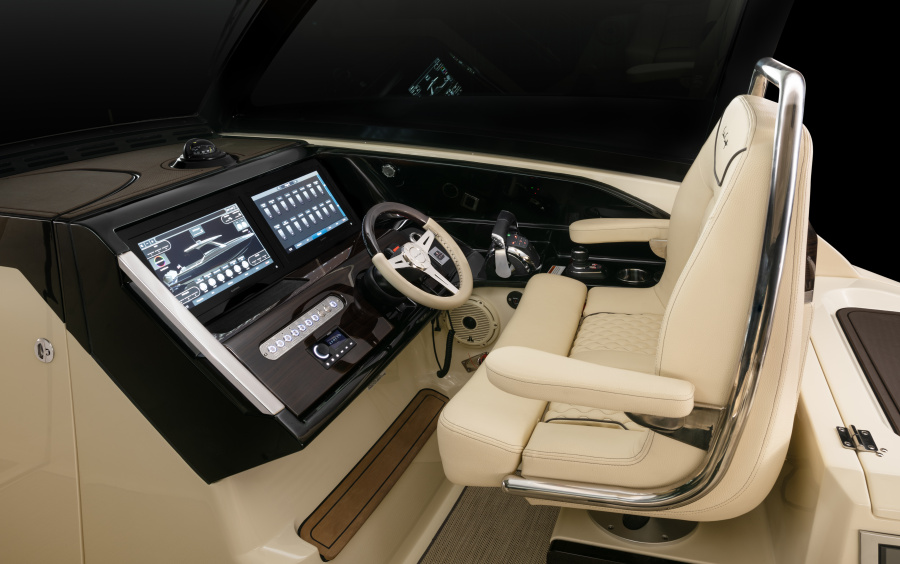 Chris-Craft Calypso 35 фото 1.14