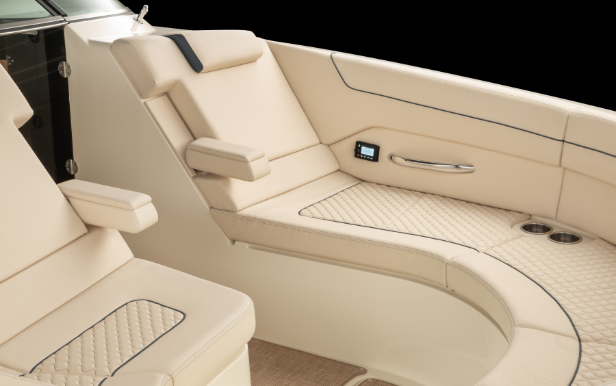 Chris-Craft Launch 35 GT фото 1.4