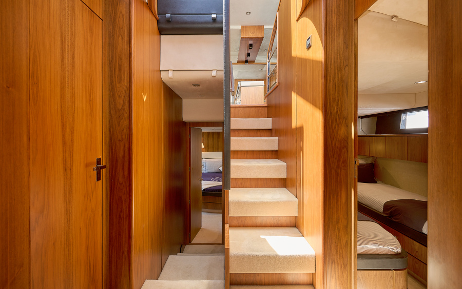Fairline Squadron 78 - 2012 фото 2.30
