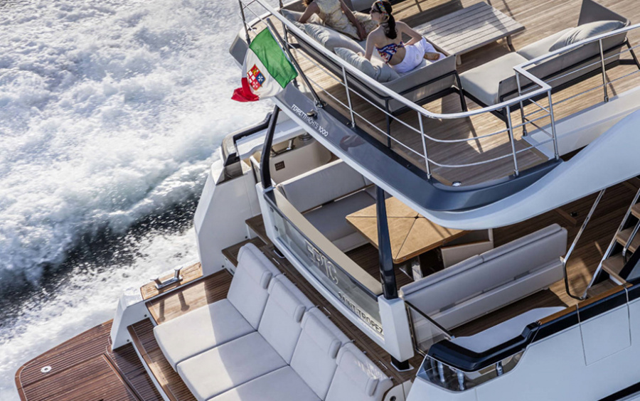 Ferretti Yachts 1000 фото 1.6