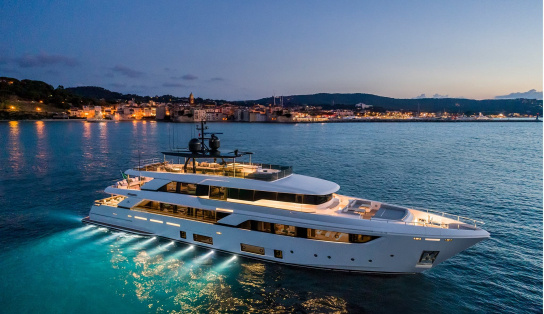 Custom Line Navetta 42