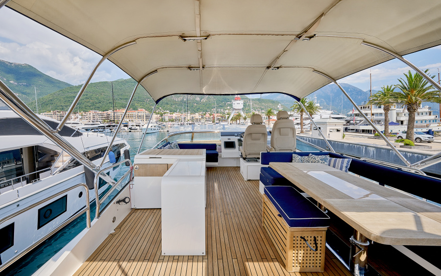 Fairline Squadron 78 - 2012 фото 3.7