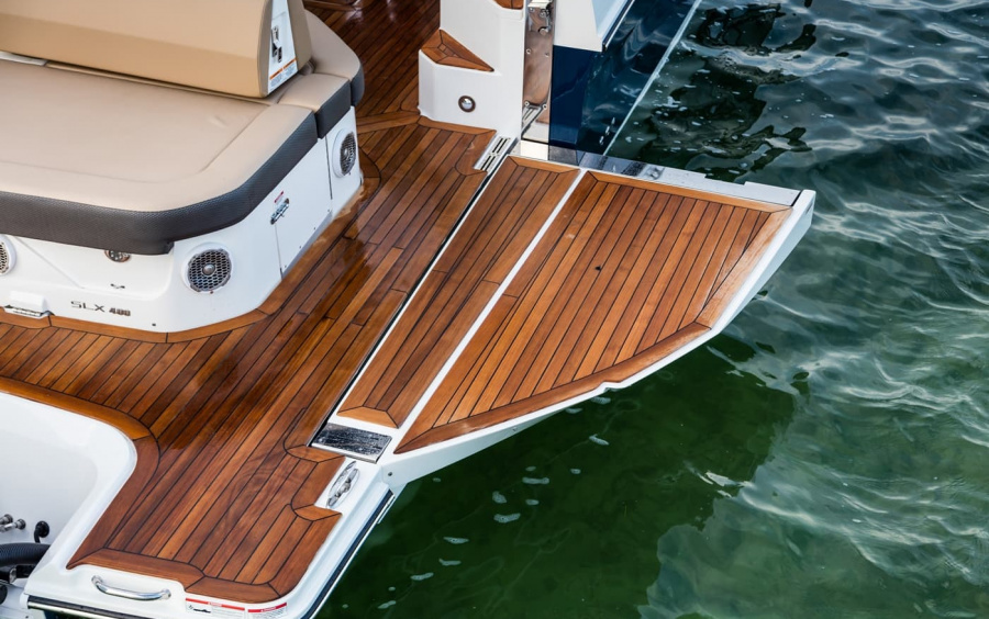 Sea Ray SLX 400 OB фото 1.6