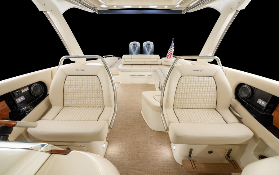 Chris-Craft Launch 35 GT фото 1.6