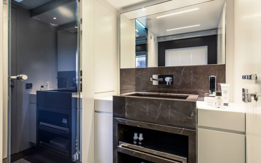 Riva 102' Corsaro Super фото 2.21