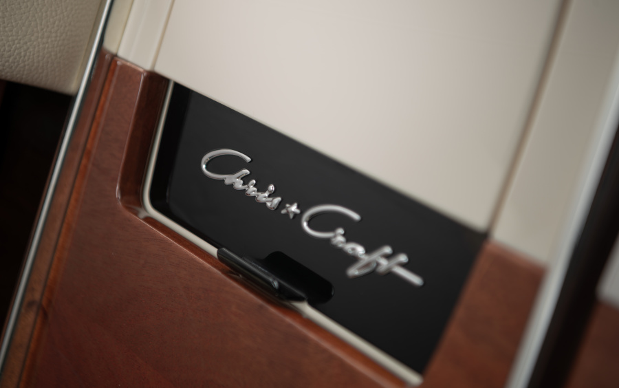 Chris-Craft Launch 35 GT фото 1.15