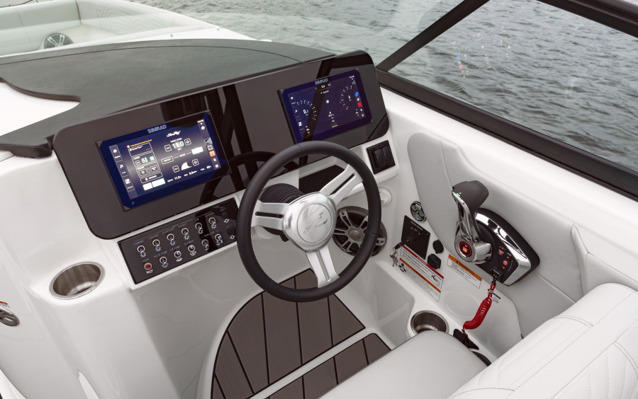 Sea Ray SDX 270 Surf фото 1.4